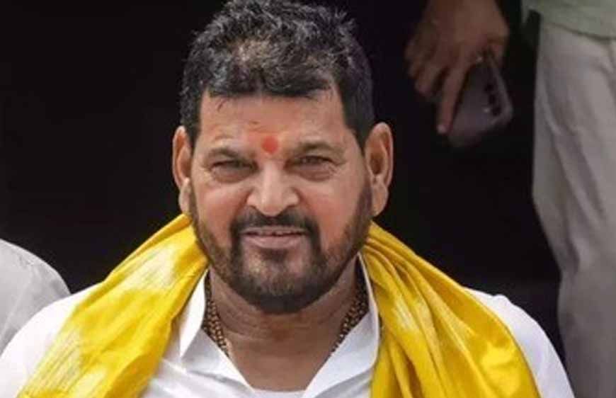 बृजभूषण शरण सिंह को कोर्ट का नोटिस, महिला पहलवानों ने दी बरी होने को चुनौती
