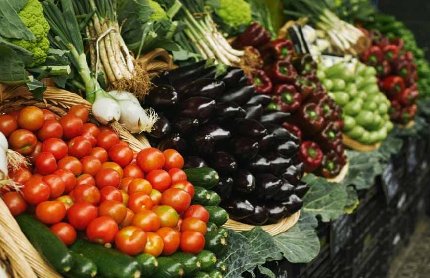 सब्जियों पर रंगीन लाइट लगाने वालों पर एक्शन, चंडीगढ़ निगम सख्त