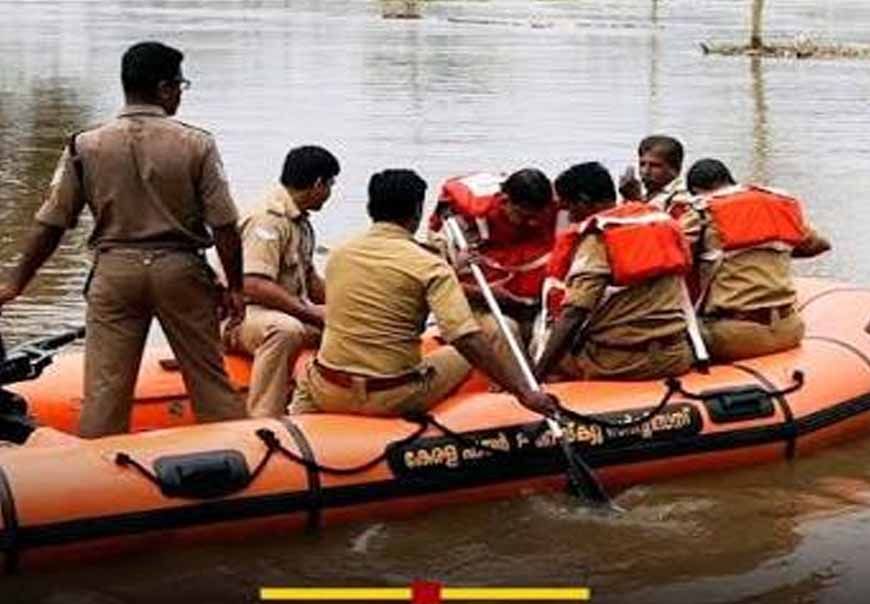 कुशीनगर में बाढ़ राहत को युद्धस्तर पर किया गया सक्रिय, एनडीआरएफ-एसडीआरएफ समेत टीमें तैनात