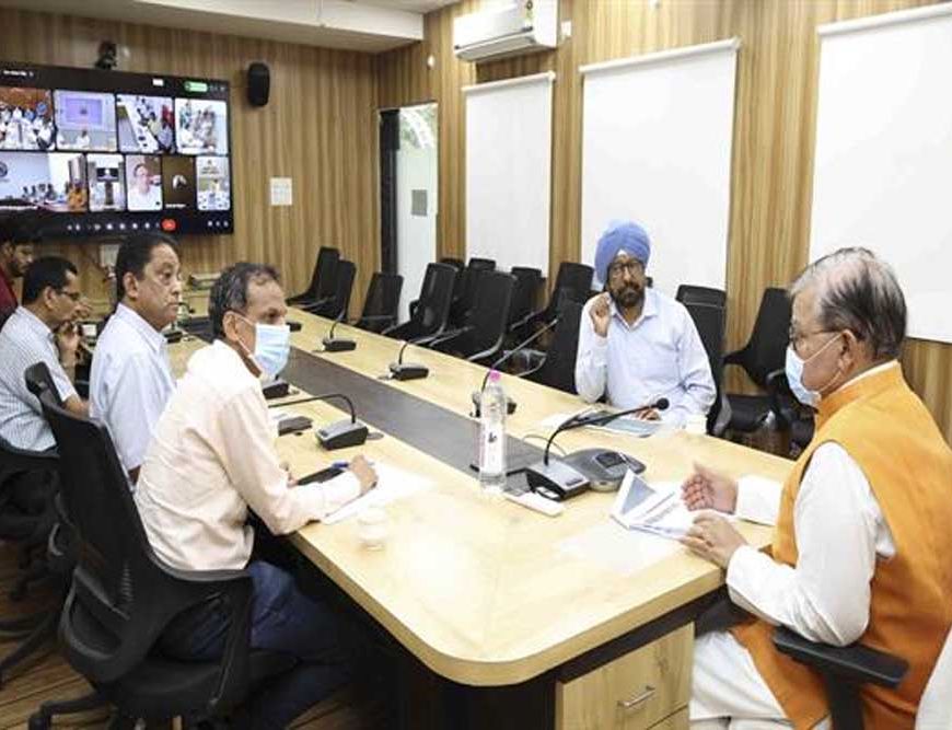 रबी सीजन के लिये करें बिजली की पर्याप्त व्यवस्था : ऊर्जा मंत्री  तोमर