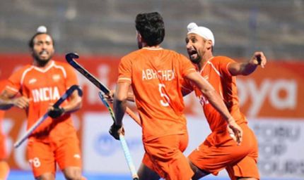 पाकिस्तान को 4-3 से हराकर फाइनल में भारत, अब गोल्ड के साथ ओलंपिक कोटे पर नजर
