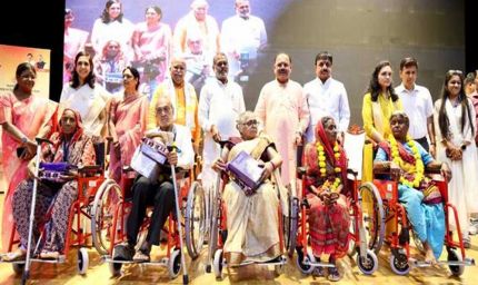वृद्धजन हमारी अमूल्य धरोहर, उनके अनुभव और आशीर्वाद से समृद्ध होता समाज : मंत्री श्री कुशवाह