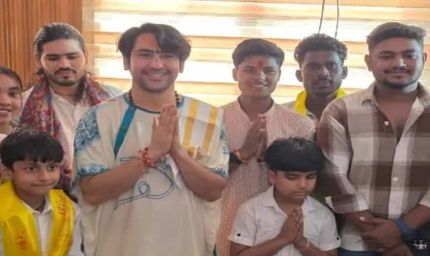एशियन गेम्स में ऐतिहासिक जीत के बाद बागेश्वर धाम पहुंचीं क्रांति गौड़, लिया बाबा का आशीर्वाद