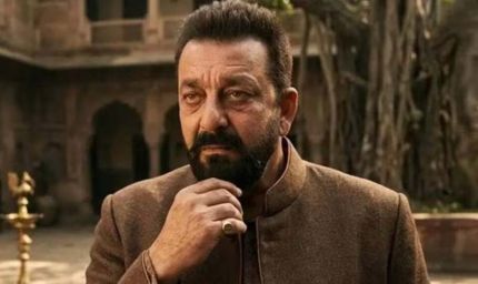जेल के दिनों को याद कर छलका संजय दत्त का दर्द, बोले- पिता के सामने हथकड़ी लगना अंदर से तोड़ गया था