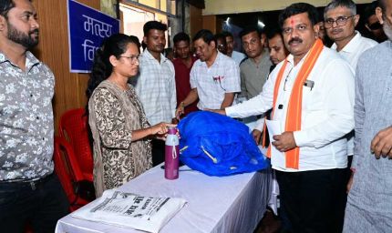 नक्सलवाद के लंबे और काले दौर से निकलकर शांति, सुरक्षा और समृद्धि की राह पर तेजी से आगे बढ़ रहा बस्तर - उप मुख्यमंत्री  विजय शर्मा