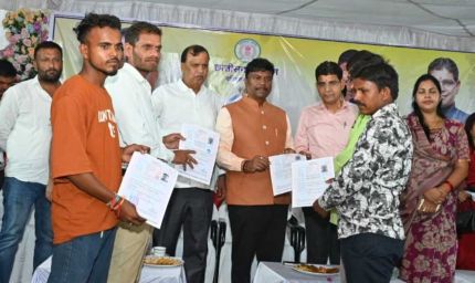 परिवहन सेवाओं का हो रहा आधुनिकीकरण, डिजिटल सुविधाओं से लोगों के काम होंगे आसान: मंत्री  केदार कश्यप