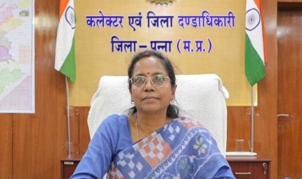 कलेक्टर की जनसुनवाई में आए 51 आवेदन