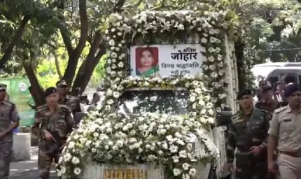 रूपी सोरेन की अंतिम यात्रा शुरू, मोरहाबादी से नेमरा रवाना हुआ पार्थिव शरीर