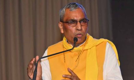 ‘अखिलेश यादव को न राम प्यारे हैं, न कृष्ण’, सपा प्रमुख पर निशाना साधते हुए राजभर बोले- 2027 में हम जीतेंगे 350 सीट