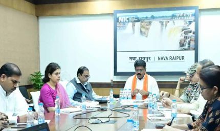 रायपुर : नक्सल प्रकरणों की वापसी के लिए प्रक्रिया में तेजी लाएं, 15 दिनों में जिला स्तरीय समितियों की बैठक करें - उप मुख्यमंत्री विजय शर्मा