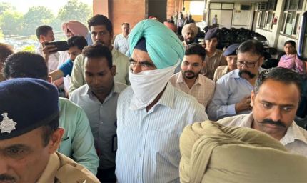 पेशी के बाद बाहर आए पूर्व DIG भुल्लर, बोले- 'अभी कुछ नहीं कह सकता'