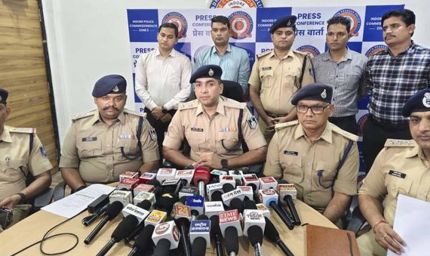 इंदौर पुलिस ने किया चोरी का खुलासा, दोस्त ने ही घर से चुराया करीब डेढ़ करोड़ रुपये का सोना