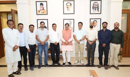 स्वामित्व योजना के क्रियान्वयन में पूर्ण सहयोग करेंगे पटवारी मुख्यमंत्री डॉ. यादव से मिले पटवारी संघ के पदाधिकारी