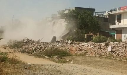 जयपुर में 200 फीट रोड से अतिक्रमण पर कार्रवाई, 20 से ज्यादा स्ट्रक्चर हटाए; आवागमन होगा आसान