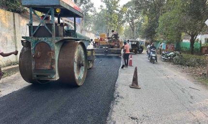 उप मुख्यमंत्री  अरुण साव के निर्देश पर एक्शन में पीडब्ल्यूडी, सड़कों की मरम्मत युद्धस्तर पर शुरू