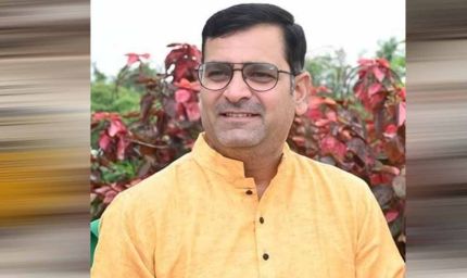 पारिवारिक हकत्याग की रजिस्ट्री में अभिलाष को मिली 46,846 रुपये की राहत, बचत की पूरी राशि बहनों को दी उपहार में