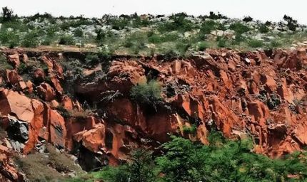 अरावली की छोटी चट्टानों पर संकट, अजमेर में निर्माण के चलते 50% से ज्यादा चट्टानें खत्म
