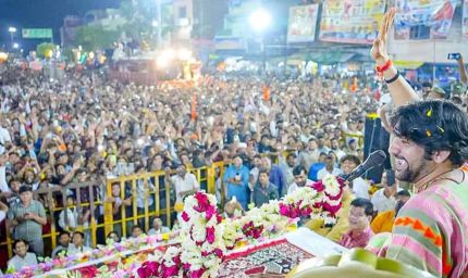 धीरेंद्र शास्त्री का बयान, बोले- गरबा पंडाल में गोमूत्र पिलाकर दें एंट्री; बेटियों को लेकर भी कही बात