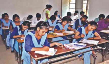 दुर्ग के सरकारी स्कूलों में कमजोर रिजल्ट पर प्राचार्यों से जवाब तलब
