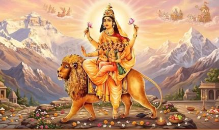 नवरात्रि के पांचवें दिन करें मां स्कंदमाता की पूजा, संतान सुख और समृद्धि के लिए पढ़ें आरती
