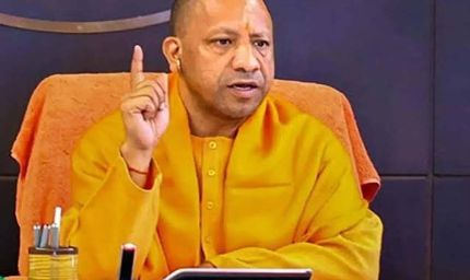 कानपुर में भाजपा नेता से 32 लाख की लूट, CM योगी ने खुद ली रिपोर्ट; थाना प्रभारी सस्पेंड
