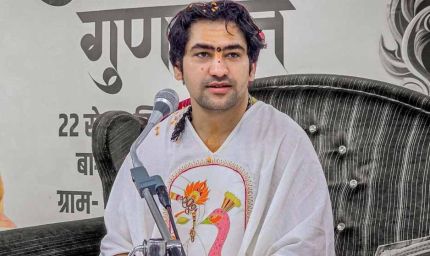 धीरेंद्र शास्त्री ने की MP में शराबबंदी की मांग, जहरीली शराब से मौतों पर जताई चिंता