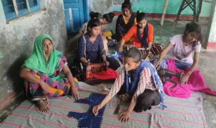 नवरात्र विशेष-6: झांसी की वंदना ने सुई-धागे से लिखी आत्मनिर्भरता की कहानी