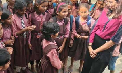 आत्मविश्वास से आत्मनिर्भरता तक: यूपी की 1.29 लाख बेटियों को मिला सेल्फ एस्टीम प्रशिक्षण