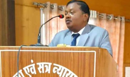 रायपुर : तकनीक से सुगम न्याय, विधि से सुनिश्चित निष्पक्षता: दुर्ग जिला न्यायालय में ‘न्याय श्रुति नियम, 2025’ पर विधिक संगोष्ठी एवं डिजिटल साक्ष्य प्रदर्शनी आयोजित