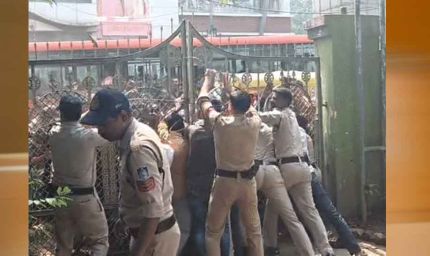बैरागढ़ में बच्ची की हत्या से आक्रोश, भोपाल-सीहोर मार्ग जाम कर लोगों ने किया प्रदर्शन