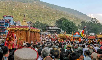 कुल्लू दशहरा 21 से 27 अक्टूबर तक, 347 देवी-देवताओं को न्योता; ड्रोन और लेजर शो होंगे खास आकर्षण