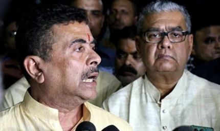 कोलकाता दुर्गा पूजा पंडाल में भगदड़ के बाद बड़ा फैसला, सुरक्षा जांच के लिए बनेगी उच्चस्तरीय समिति
