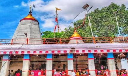 विंध्यवासिनी, काली खोह और अष्टभुजा मंदिरों में 2025 में 1.84 करोड़ दर्शनार्थी पहुंचे, दो वर्षों में करीब 60 प्रतिशत की वृद्धि