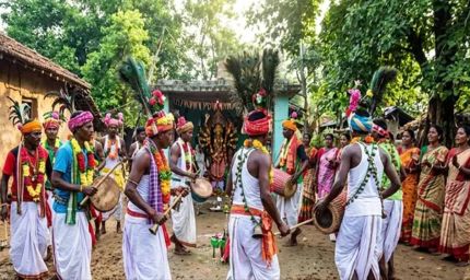 झारखंड में अनोखे अंदाज में मनाया जाता है दासाय पर्व, दुर्गा पूजा पर आदिवासी देते हैं भाईचारे का संदेश