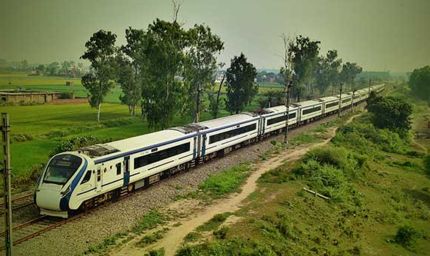 जम्मू-कटरा रूट पर कई ट्रेनों की टाइमिंग बदली, Vande Bharat समेत नई समय-सारिणी जारी