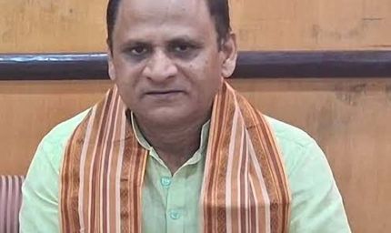 ‘मुंगेरीलाल के हसीन सपने देखना बंद करें अखिलेश’, भाजपा का सपा प्रमुख पर तीखा हमला