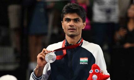 IAS अफसर सुहास यथिराज का एशियन पैरा गेम्स में कमाल, बैडमिंटन में जीता ब्रॉन्ज मेडल