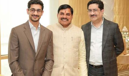 मुख्यमंत्री डॉ. यादव ने आदित्य बिरला समूह के प्रमुख कुमार मंगलम बिरला से की भेंट