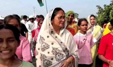 दिग्विजय सिंह की पदयात्रा पर NHRC का नोटिस, बच्चों से नारे लगवाने की शिकायत पर मांगा जवाब