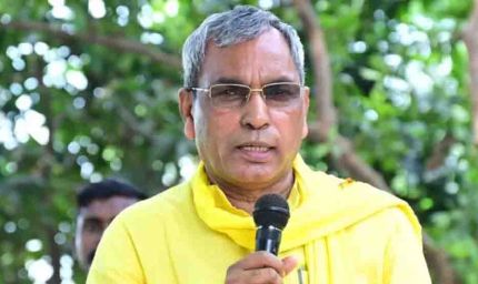 ‘EVM से चुनाव हो तो दिक्कत, बैलट पेपर से हो तो दिक्कत’, ओपी राजभर ने अखिलेश पर कसा तंज
