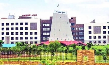 शेरपार-मानपुर-कोहका सड़क के अधूरे और गुणवत्ताहीन निर्माण कार्यों तथा उखड़ी सड़क पर ठेकेदारों को नोटिस, पीडब्ल्यूडी ने 15 दिनों में मांगा जवाब