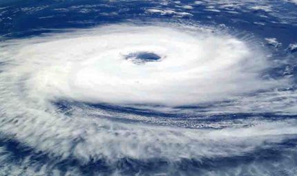 बंगाल की खाड़ी में उठ सकता है चक्रवाती तूफान, 7 राज्यों में बदलेगा मौसम
