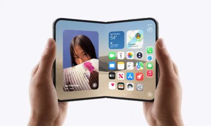 iPhone Duo की स्क्रीन में बिक्री के कुछ दिन बाद ही दरारें? ₹2.99 लाख के फोल्डेबल फोन पर उठे सवाल