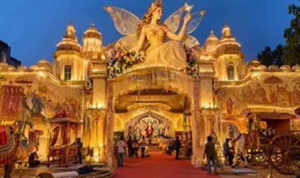 रांची में काली पूजा पर दिखेंगे अनोखे पंडाल, कहीं अमेरिका के मंदिर की झलक तो कहीं 15 लाख प्लास्टिक बोतलों से सजावट