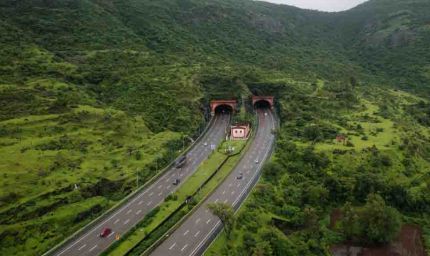 1 नवंबर से इस एक्सप्रेस-वे पर गुड्स व्हीकल की एंट्री बंद, पिकअप वैन और टाटा ऐस पर भी प्रतिबंध