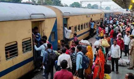 दीवाली पर रेलवे में सीटों की मारामारी, दिल्ली-भोपाल रूट की लंबी दूरी की ट्रेनें फुल