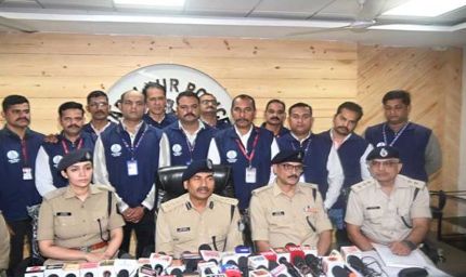 मध्यप्रदेश पुलिस की बड़ी कार्रवाई: कंटेनर में छिपाकर ले जाया जा रहा 871 किलो से अधिक गांजा जब्त, दो आरोपी गिरफ्तार