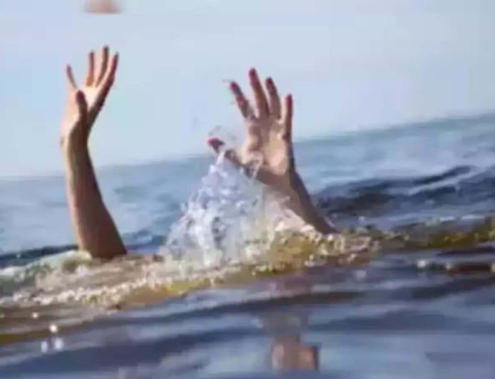 बिहार में दर्दनाक हादसा, पोखर में डूबीं 8 बच्चियां; 4 की मौत, दो सगी बहनों की गई जान