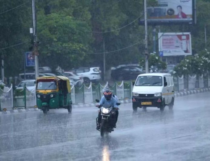 CG Weather: छत्तीसगढ़ के कुछ हिस्सों से अगले 48 घंटे में मानसून की वापसी, मौसम में होगा बदलाव