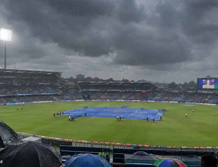 Jharkhand Weather: फिर बदला मौसम, भारत-वेस्टइंडीज T20 मैच पर मंडराया बारिश का खतरा
